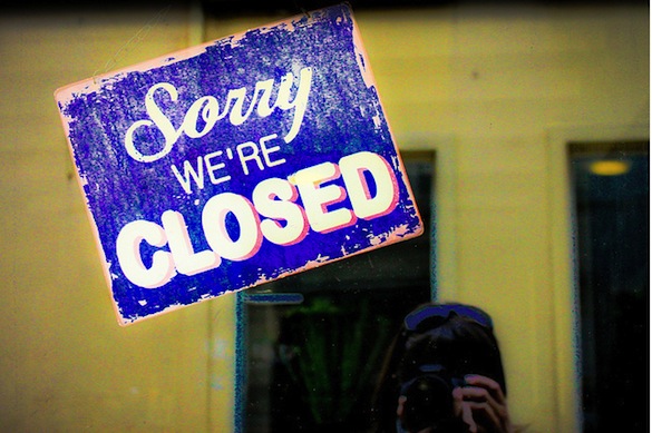 “Sorry We’re Closed” Sign | Susivinh