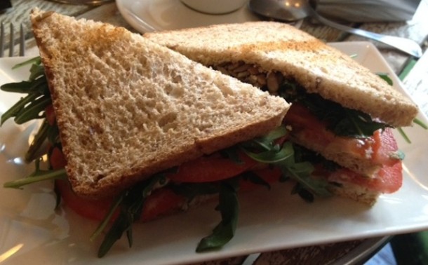 Vegetable sandwich, Café de la Luz