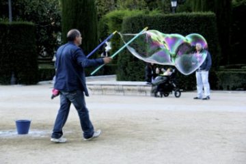Bubble man, Palacio Real, Madrid, Spain