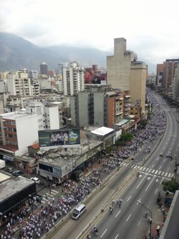 Despite the size of the Venezuelan protests, they have gone largely unreported due to the country's strict media controls | ROOSTERGNN