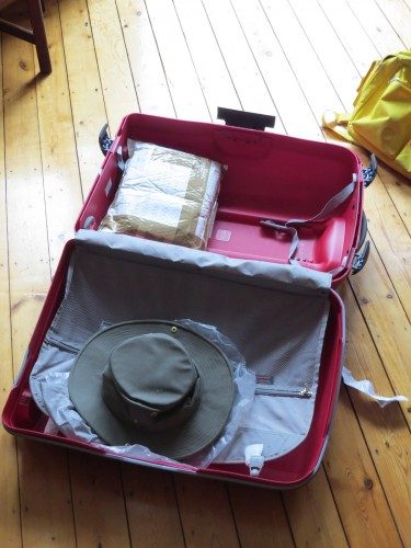 suitcase, preparations, tips, travel, Madrid