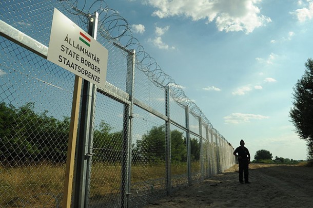 Hungarian-Serbian border barrier, by Schmidt Andrea